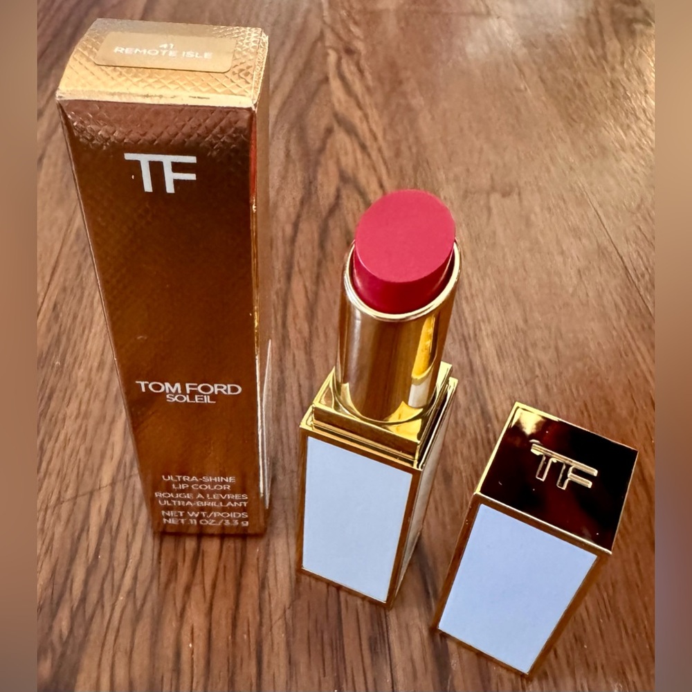 Tom Ford Soleil Ultra-Shine Lipstick in Remote Isle Brand New